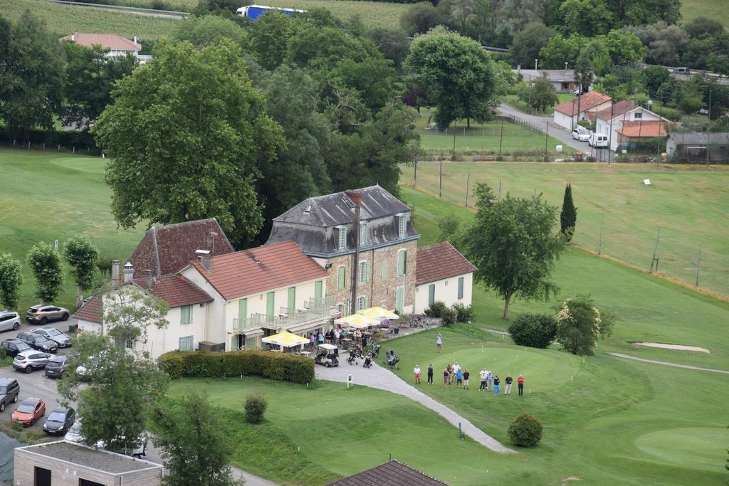 Hotel Helios - Golf ซาลีส์-เดอ-เบอาร์น ภายนอก รูปภาพ
